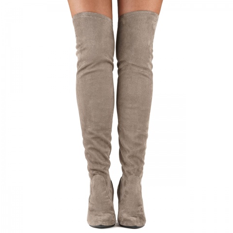 Kawowe kozaki za kolano na wysokim słupku 111K