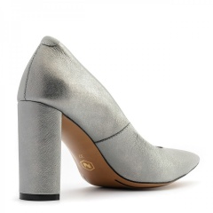 Srebrne skórzane czółenka na wysokim słupku Y107C