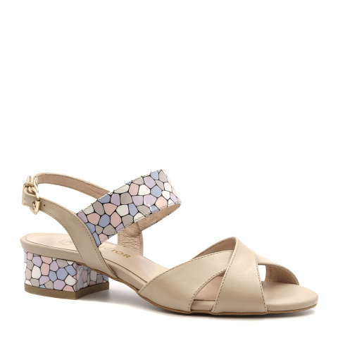 Czarne zamszowe sandały z szerokimi paskami 85C