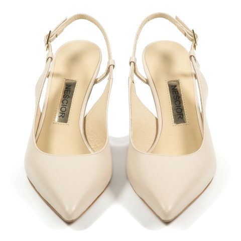 Beżowe skórzane czółenka bez pięty