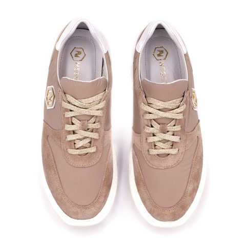 Sportowe pudrowe sneakersy typu chunky 256A