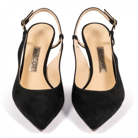 Czarne zamszowe czółenka bez pięty