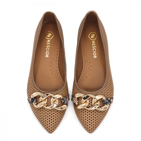 Karmelowe perforowane baleriny z łańcuchem 263H