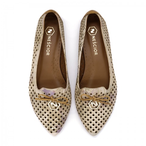 Beżowe perforowane skórzane baleriny w szpic 263A