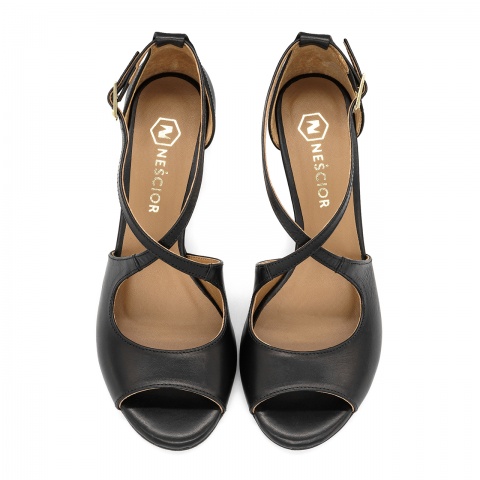 Czarne skórzane sandały na ozdobnym obcasie 268E