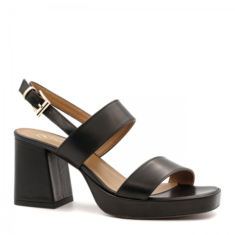 Czarne skórzane sandały na klocku 135P