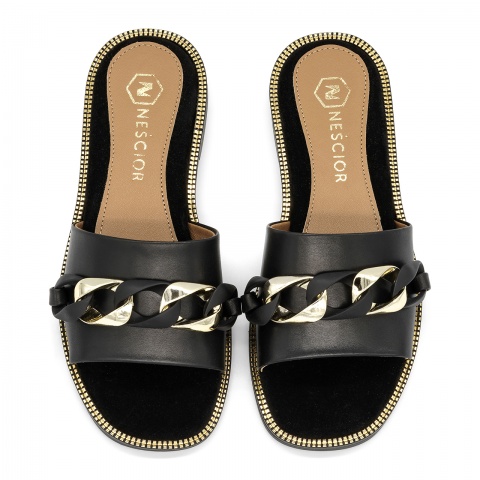 Czarne skórzane klapki 82A