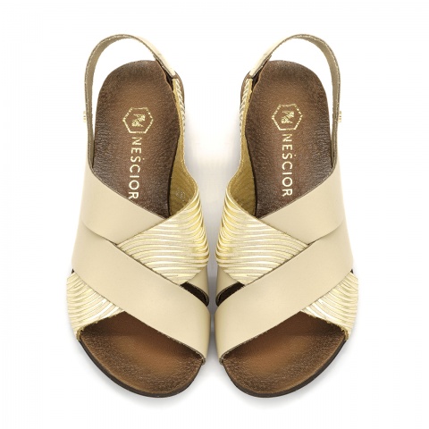 Beżowe skórzane sandały LM40270