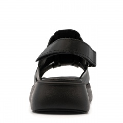 Czarne skórzane sandały na grubym spodzie LM40330