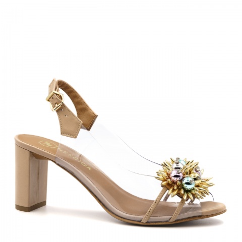 Beżowe sandały z silikonem 72F