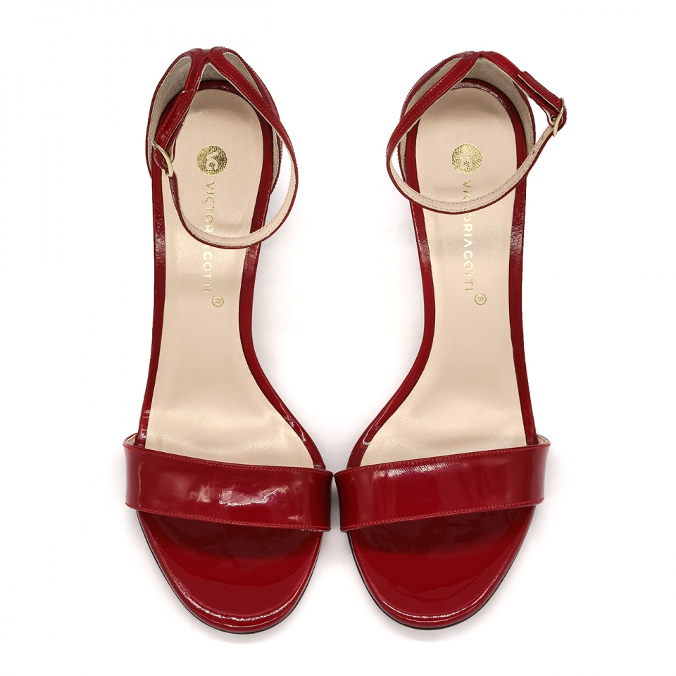 Czerwone lakierowane szpilki sandały 5AD001818