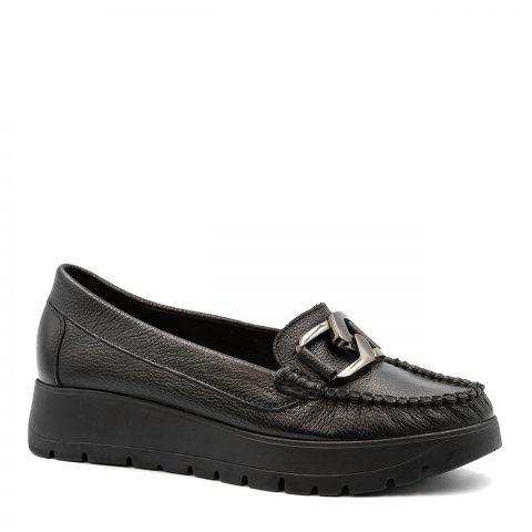 Czarne skórzane mokasyny LM10141