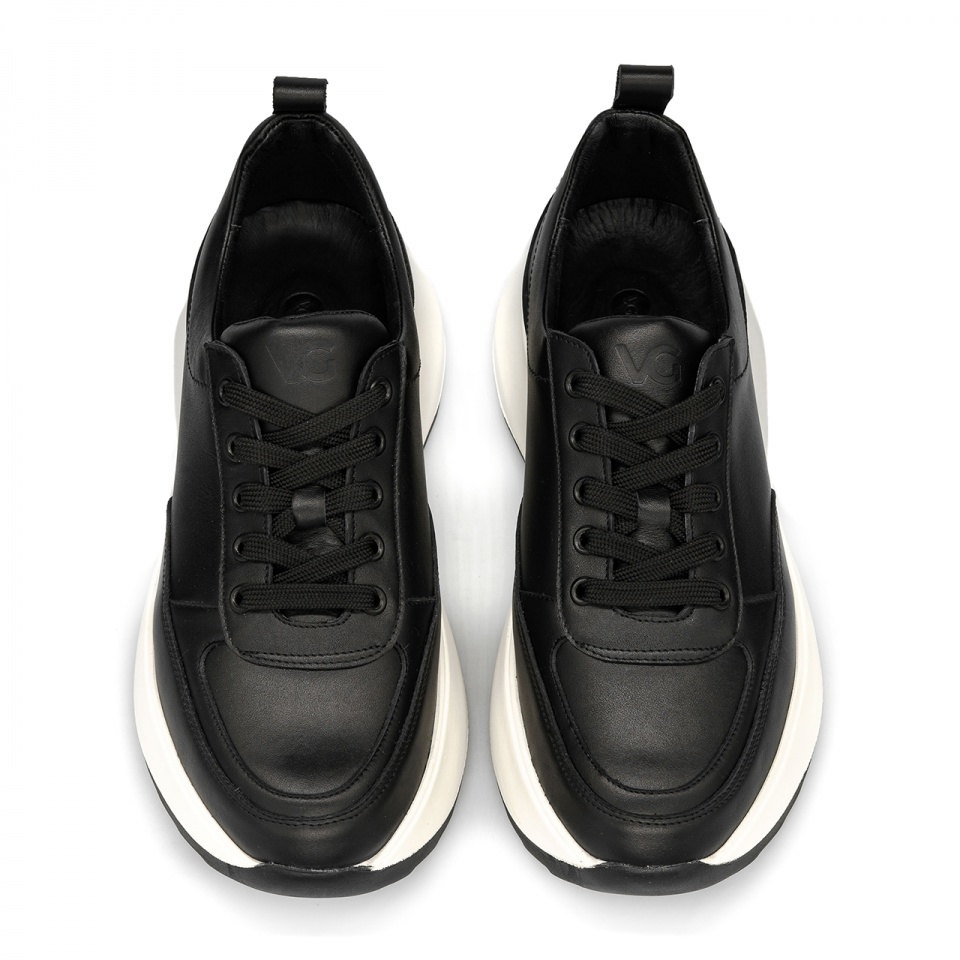 Czarne sznurowane sneakersy 5AD816S514A