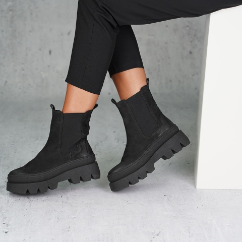 Czarne wsuwane botki z nubuku 295S