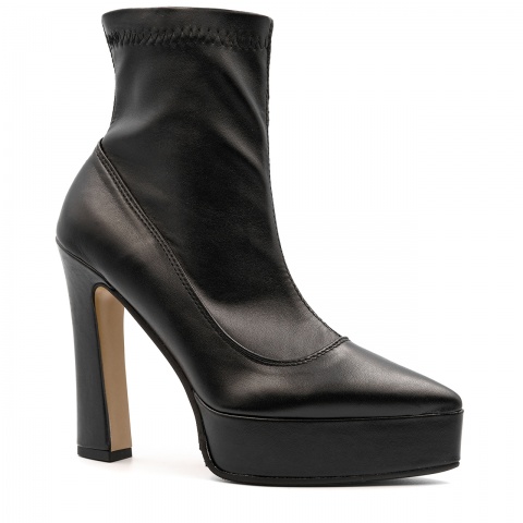 Czarne botki na platformie 128L