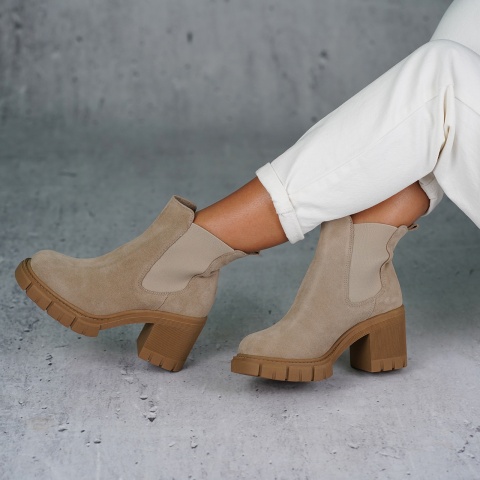 Beżowe welurowe botki 5LAANRG003W