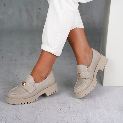 Beżowe skórzane półbuty na grubej podeszwie LM20144