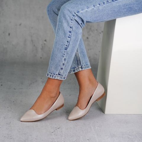 Perłowo-beżowe skórzane baleriny 263S