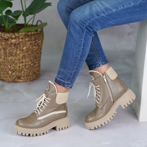 Ciemnobeżowe skórzane botki LM60374