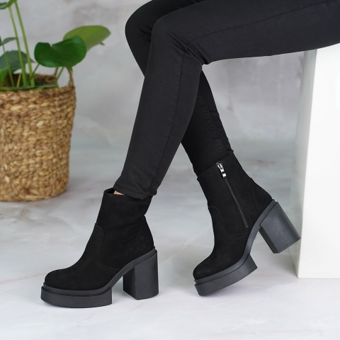 Czarne welurowe botki 5LI456