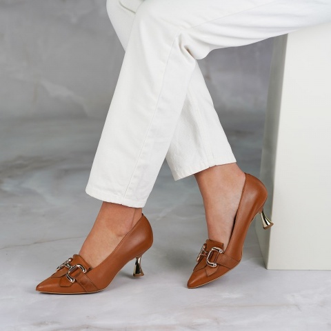 Koniakowe skórzane czółenka na niskim obcasie 118M