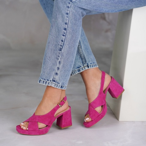 Amarantowe zamszowe sandały 135A