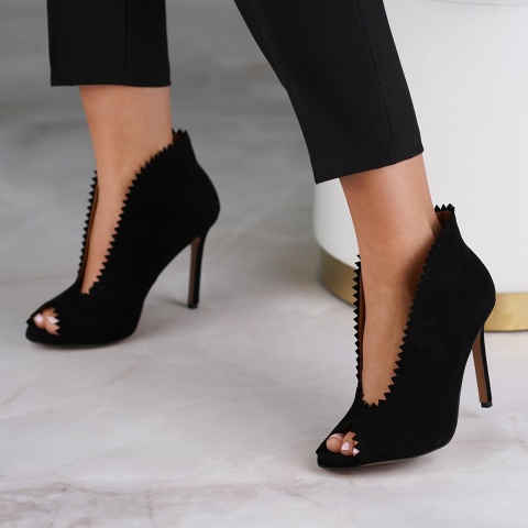 Czarne zamszowe botki peep toe 103M