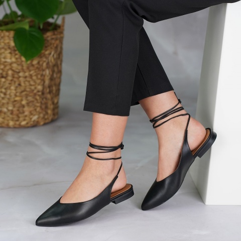 Czarne skórzane wiązane baleriny 263K