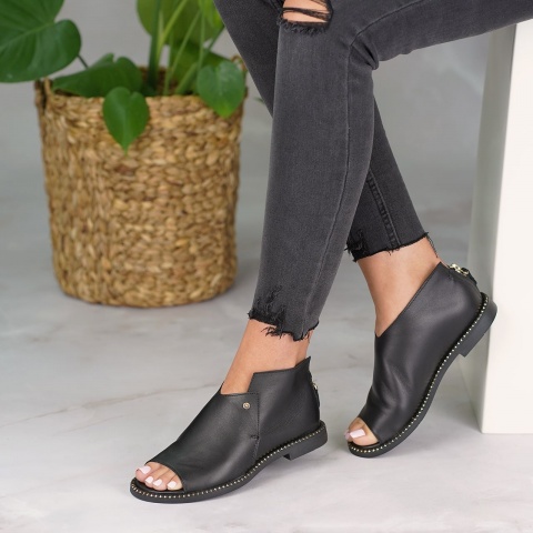 Czarne zabudowane sandały 6FL301671