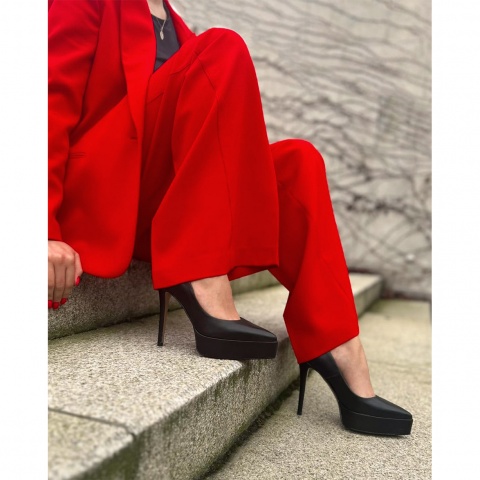 Czarne czółenka na platformie i szpilce 128C