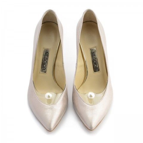  Różowe skórzane szpilki z perłą 107P