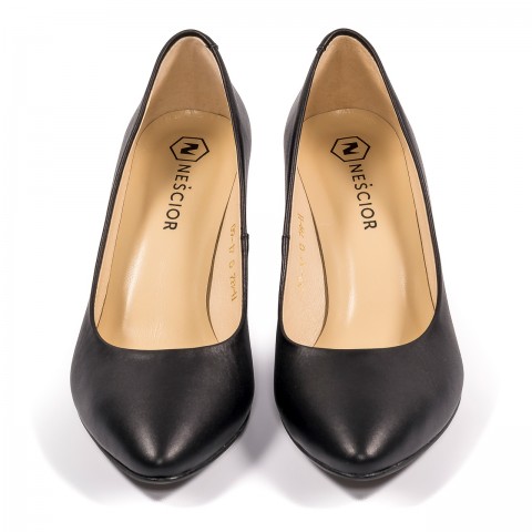 Czarne skórzane czółenka na niskim obcasie 78H1