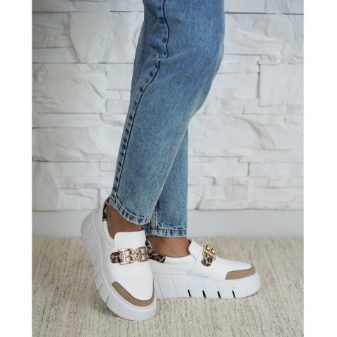Białe wsuwane sneakersy 295C