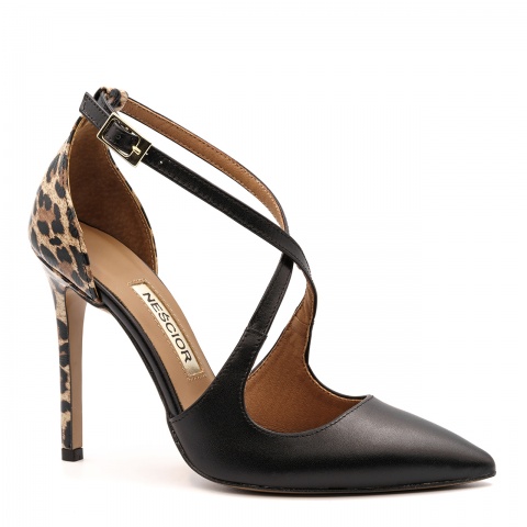 Czarne wysokie szpilki z paskami i panterą 101E