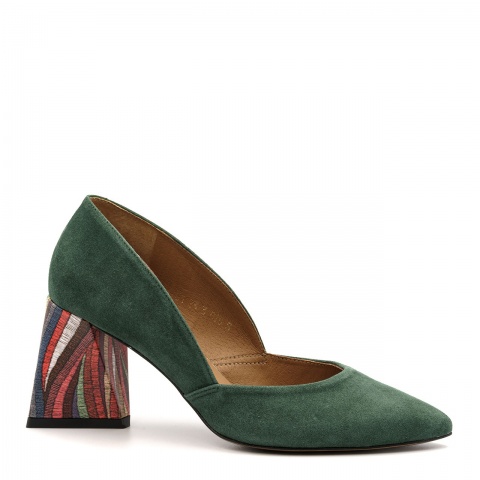 Zielone czółenka na trójkątnym obcasie 78S