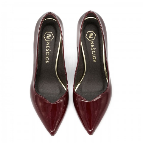 Bordowe szpilki z szerokim flekiem 302C