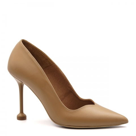 Karmelowe szpilki z szerokim flekiem 302C