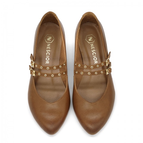 Koniakowe skórzane półbuty z nitami na pasku 297P