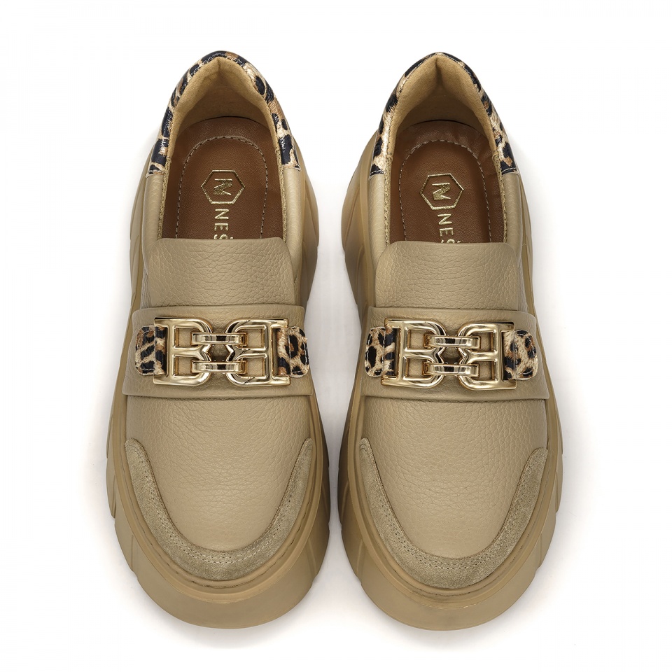 Beżowe wsuwane sneakersy 295C