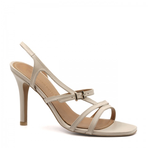 Sandały z kwadratowym noskiem 5ADNF060912