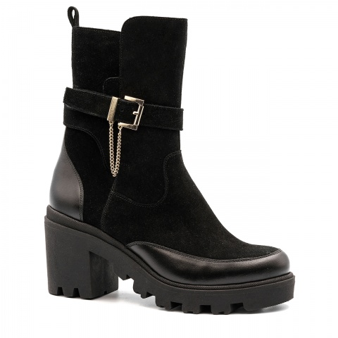Czarne welurowe botki 5AD1658121724Z