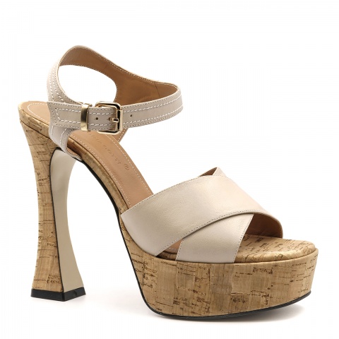 Beżowe sandały 5ADVG22323L