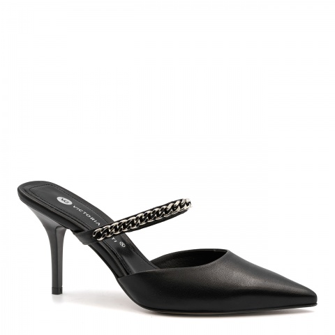 Czarne skórzane klapki 5AD45511522L