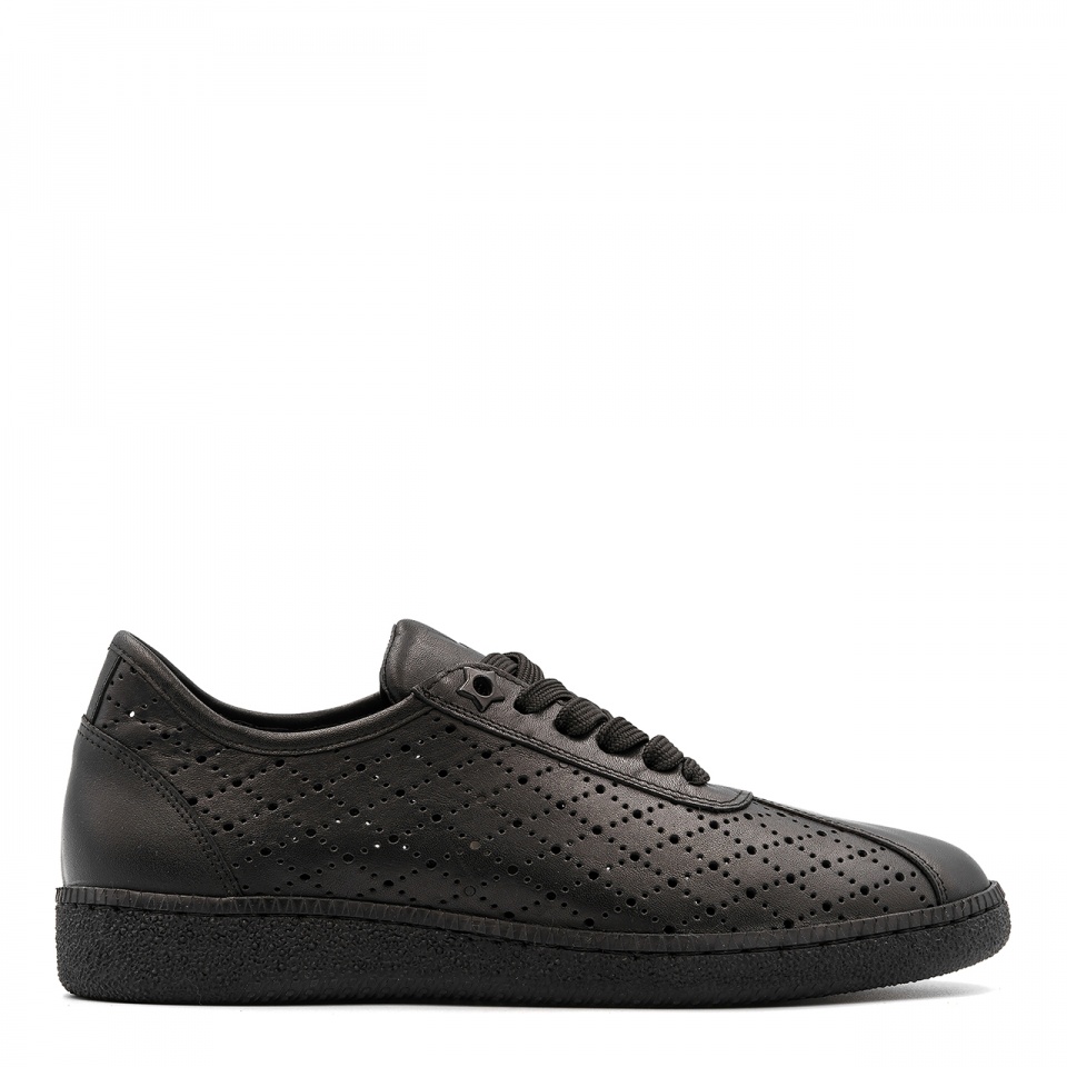 Czarne skórzane sneakersy 5AD2631221L