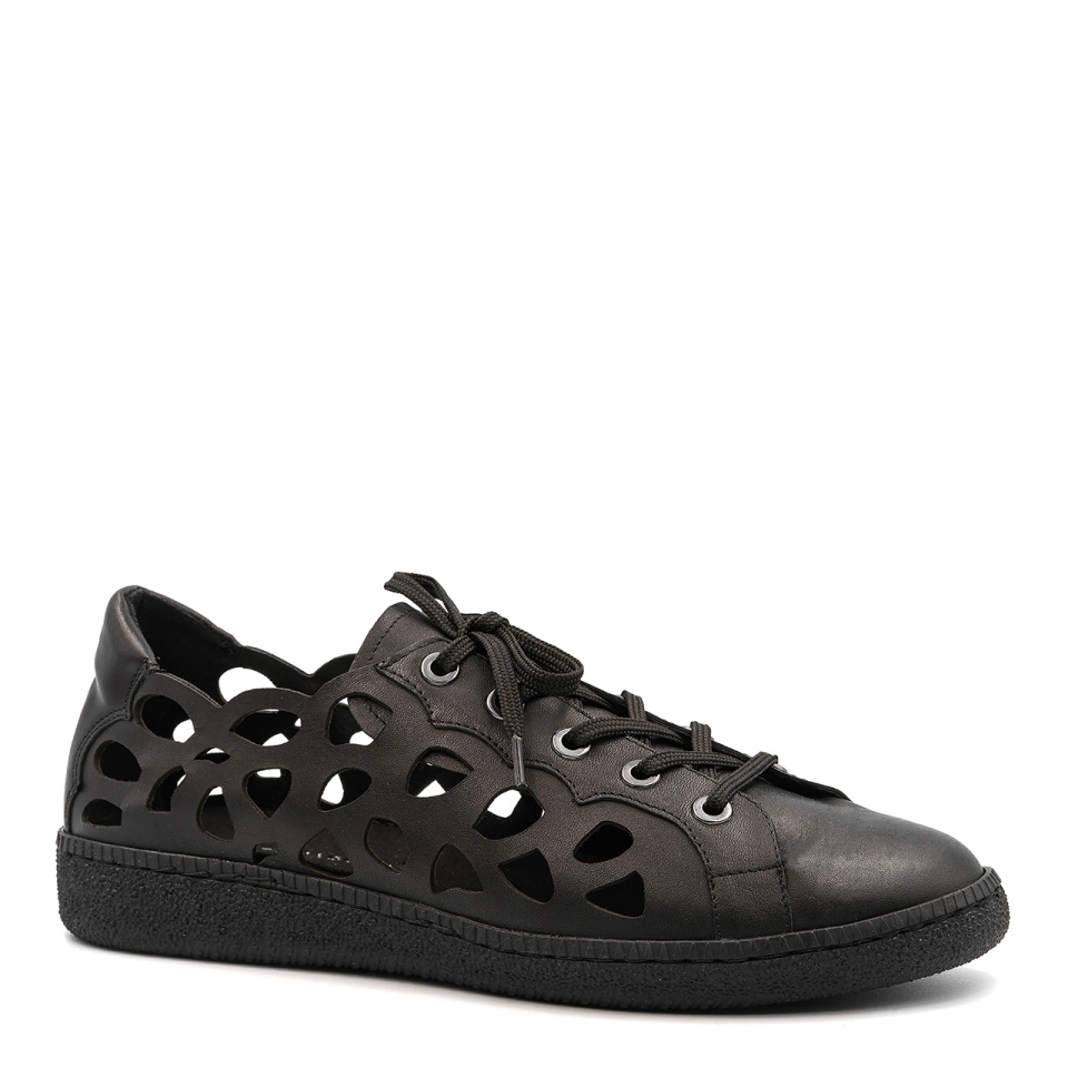 Czarne ażurowe sneakersy 5AD2631421L