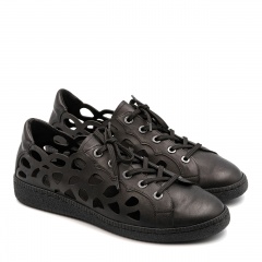 Czarne ażurowe sneakersy 5AD2631421L