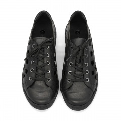 Czarne ażurowe sneakersy 5AD2631421L