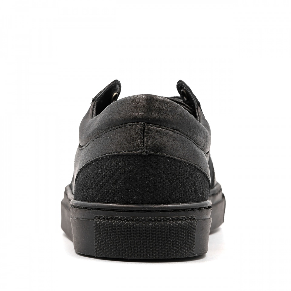 Czarne skórzane sneakersy 5AD6880121L