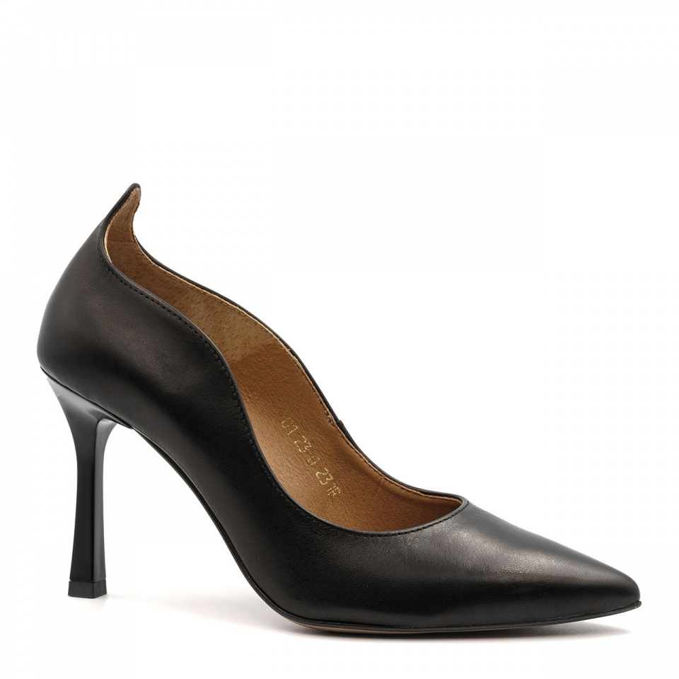 Czarne skórzane falowane szpilki Y231F