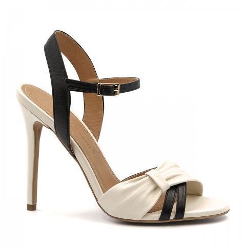 Beżowe skórzane sandały 5AD001816525L